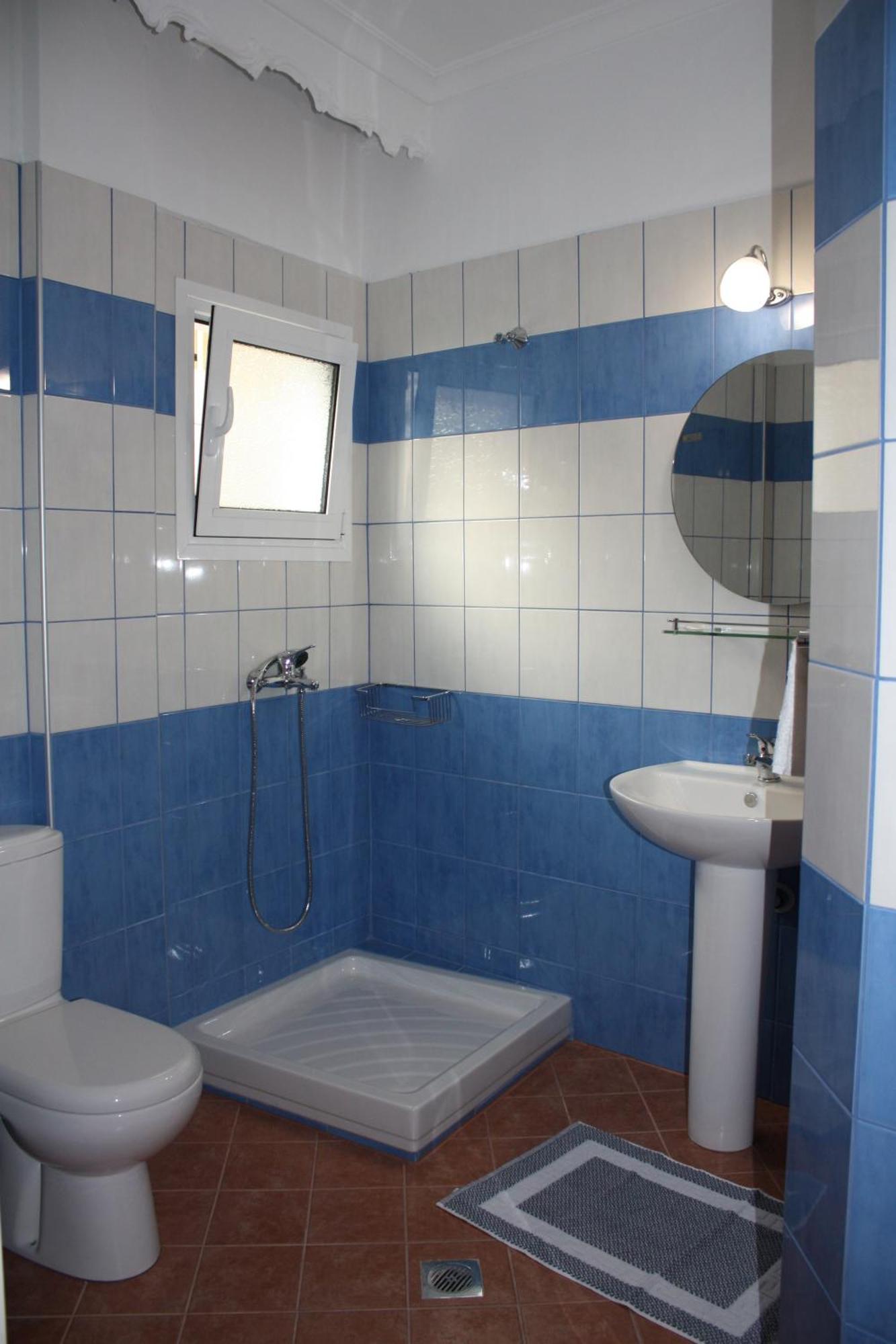 Dionyssos Hotel Лименас Екстериор снимка