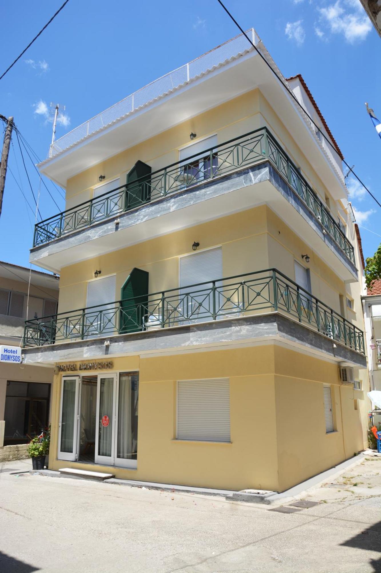 Dionyssos Hotel Лименас Екстериор снимка