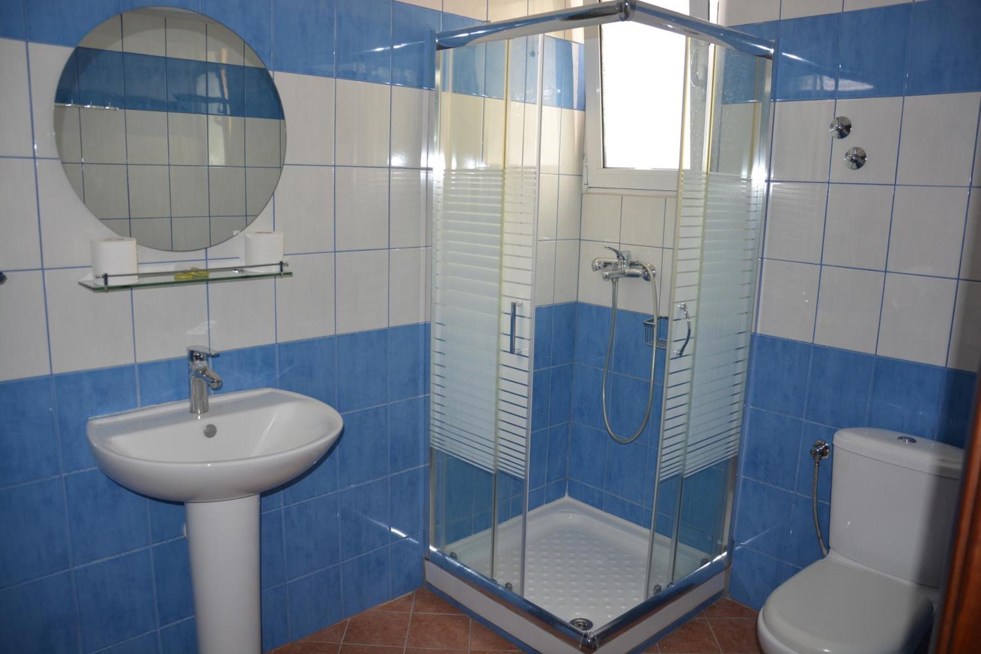 Dionyssos Hotel Лименас Екстериор снимка