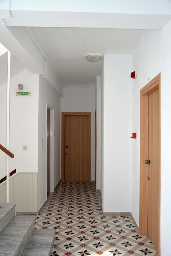 Dionyssos Hotel Лименас Екстериор снимка